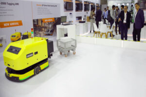 Hikrobot Mobile Robots, Tugging AMR at Automation Expo 2 the volt post