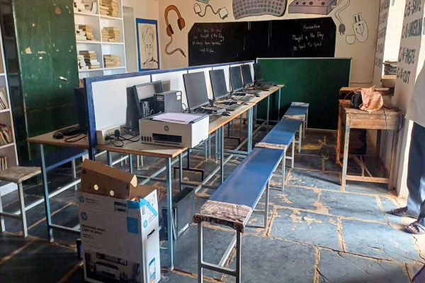 element14 GIS assist Karnataka education, VSDES School the volt post 