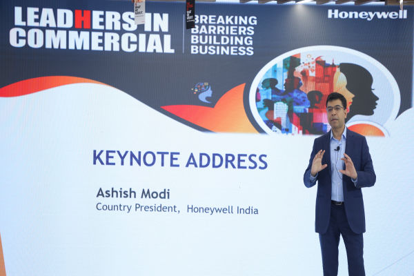 Honeywell LeadHERs Breaking Barriers, Building Business