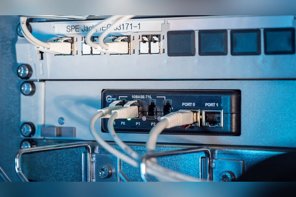 Industrial solutions from R&M for Connected Smart Factories 