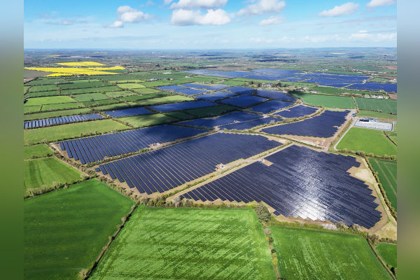 ib vogt Finalizes €230M Irish Solar Portfolio